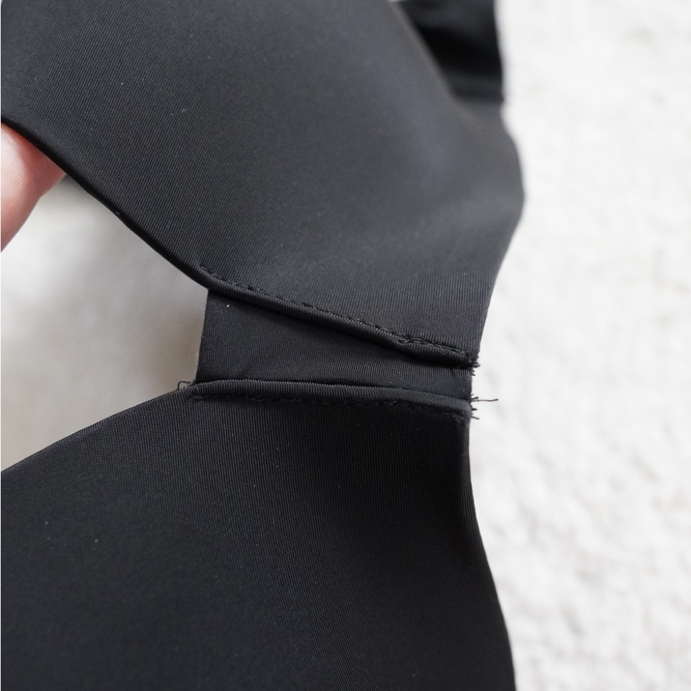 Victoria’s Secret wireless Black Women's Bra - Picture 3 of 7